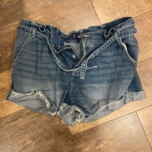 hollister ultra high rise mom shorts 3”